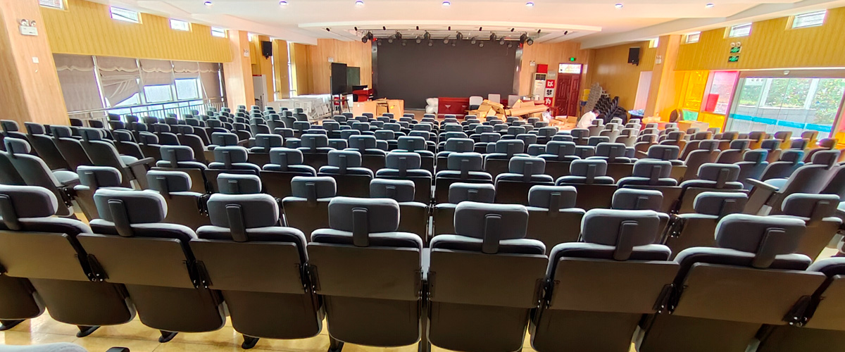 溫州市龍灣外國(guó)語小學(xué)